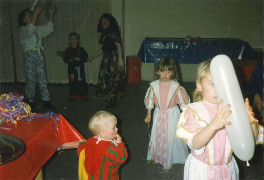 Historisk foto fra fastelavn i Beboerhuset